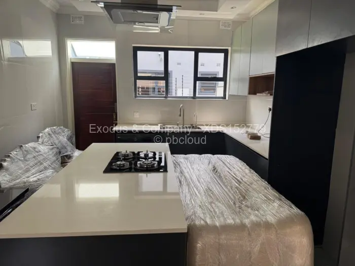 Flat/Apartment for Sale in Carrick Creagh Estate, Harare