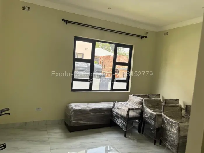 Flat/Apartment for Sale in Carrick Creagh Estate, Harare