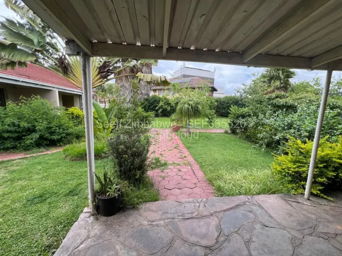 Flat/Apartment to Rent in Avondale