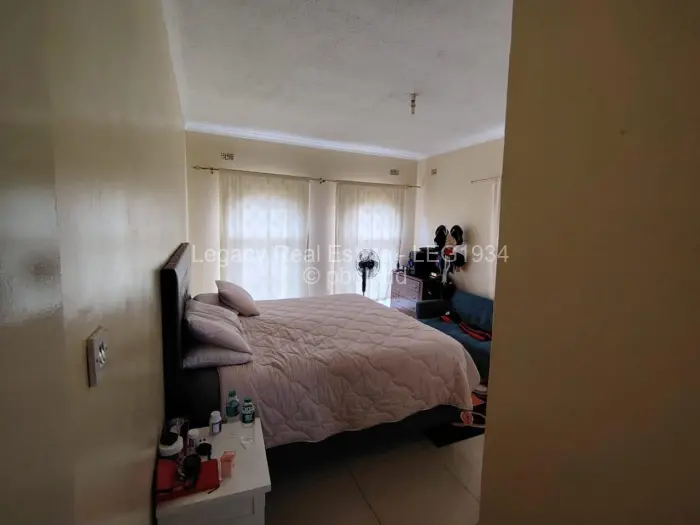 3 Bedroom House for Sale in Bluff Hill, Harare