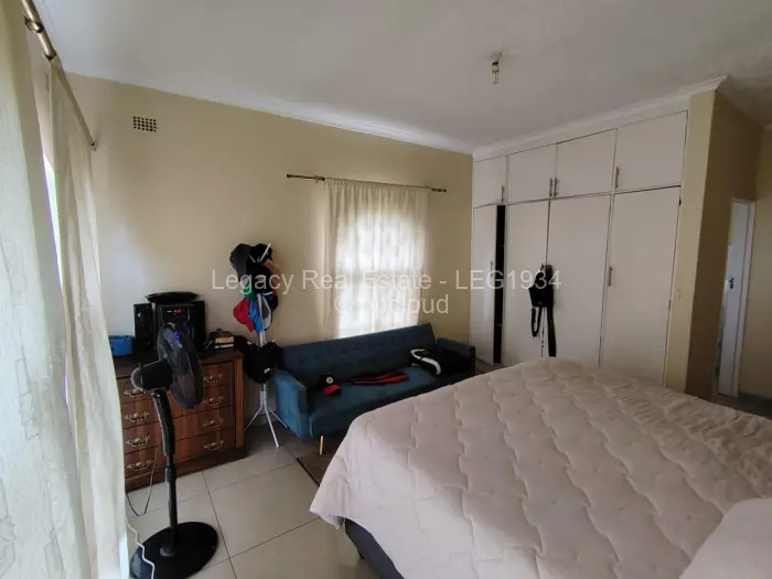 3 Bedroom House for Sale in Bluff Hill, Harare