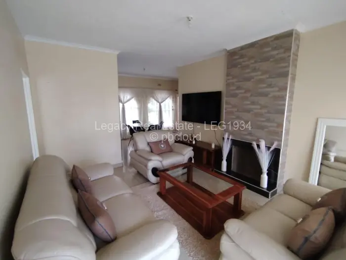 3 Bedroom House for Sale in Bluff Hill, Harare