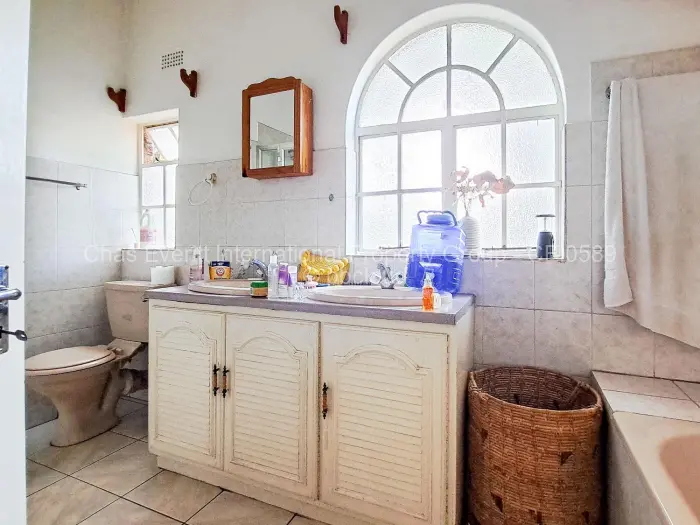 3 Bedroom House to Rent in Avondale