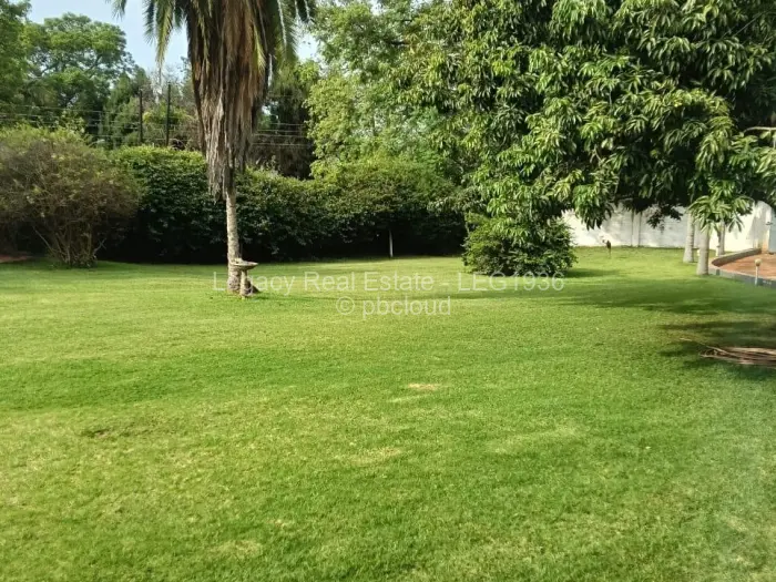6 Bedroom House for Sale in Avondale, Harare