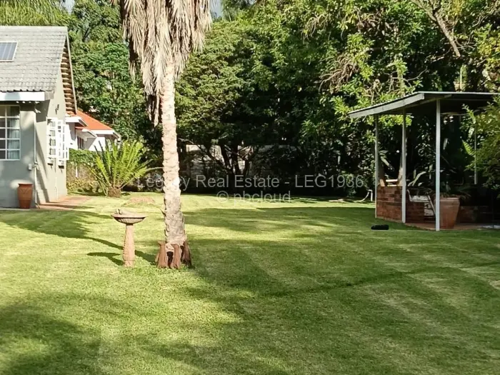 6 Bedroom House for Sale in Avondale, Harare