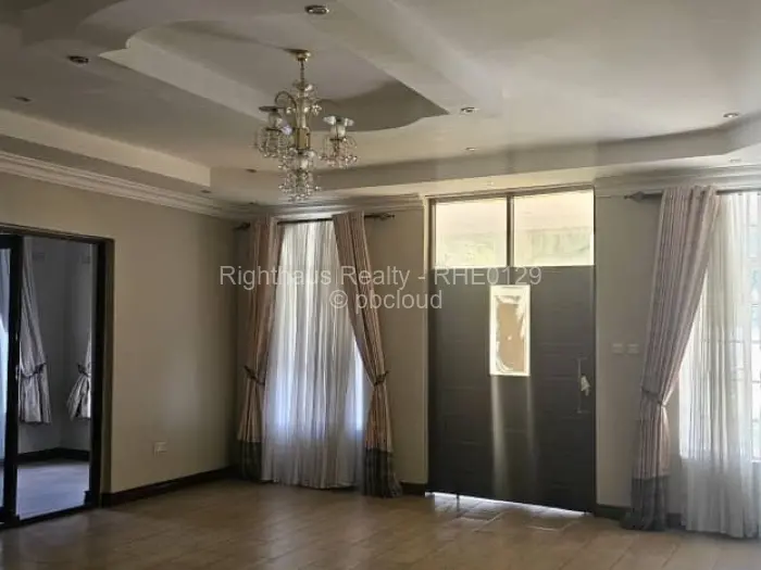 5 Bedroom House to Rent in Borrowdale, Harare