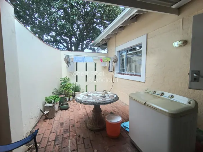 Townhouse/Cluster to Rent in Dandaro, Harare