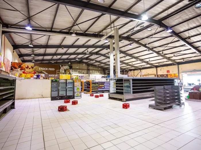 Retail/Shop for Sale in Glen View, Harare