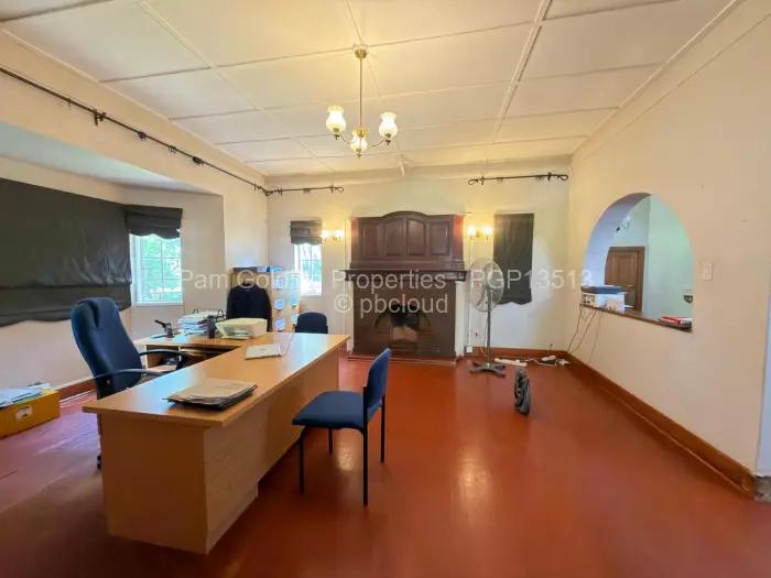 4 Bedroom House for Sale in Suburbs, Bulawayo