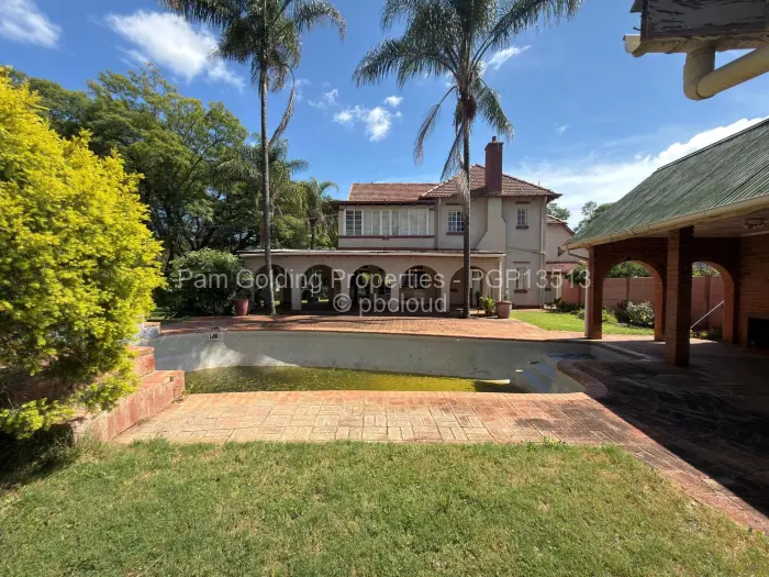 4 Bedroom House for Sale in Suburbs, Bulawayo