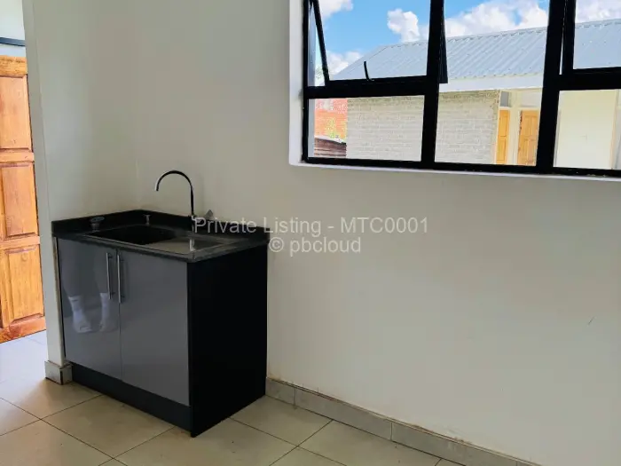 Townhouse/Cluster to Rent in Helensvale, Harare