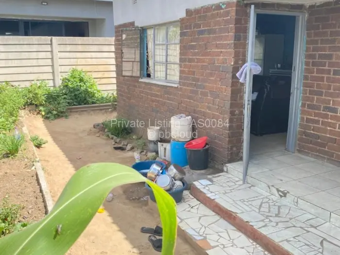 3 Bedroom House for Sale in Highfield, Harare