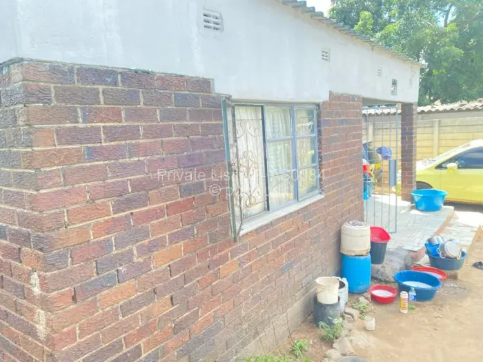 3 Bedroom House for Sale in Highfield, Harare