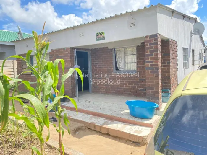 3 Bedroom House for Sale in Highfield, Harare