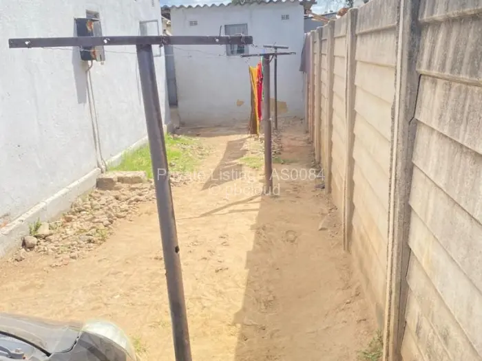 3 Bedroom House for Sale in Highfield, Harare