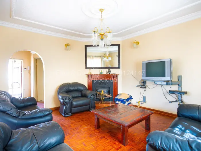 4 Bedroom House for Sale in Ruwa, Ruwa