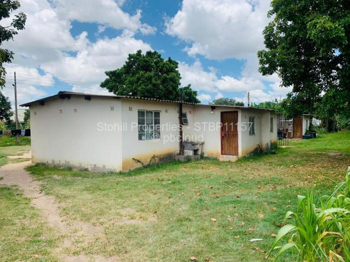 6 Bedroom House for Sale in Ruwa, Ruwa