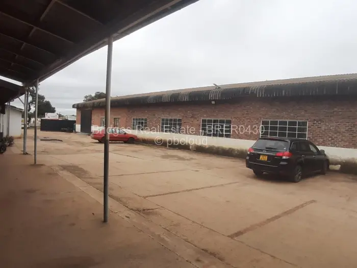 Warehouse/Industrial for Sale in Bluff Hill, Harare