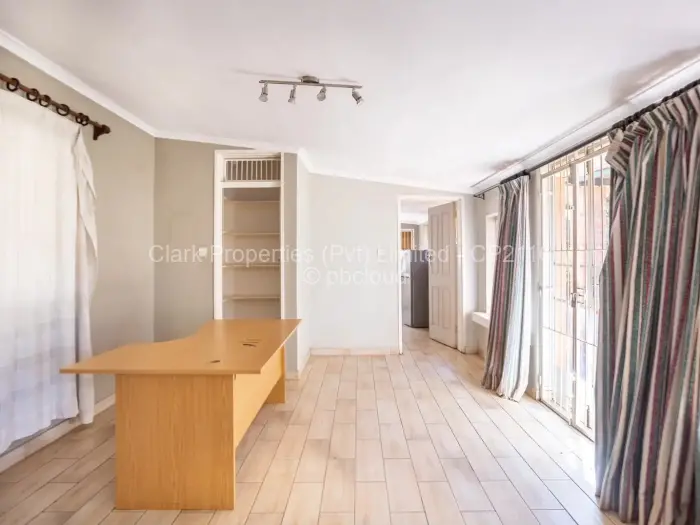 6 Bedroom House for Sale in Greystone Park, Harare