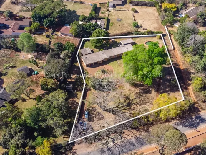 6 Bedroom House for Sale in Greystone Park, Harare