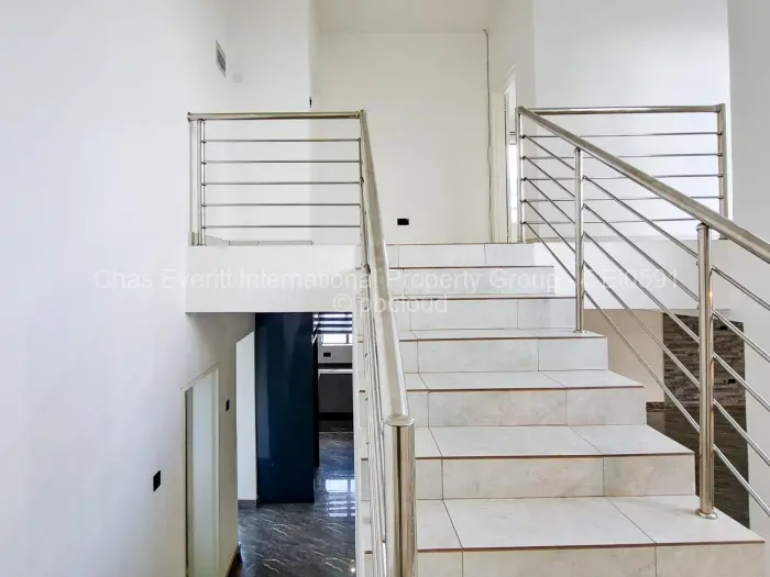 Townhouse/Cluster to Rent in Carrick Creagh Estate