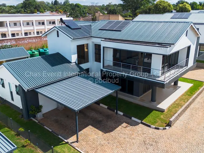 Townhouse/Cluster to Rent in Carrick Creagh Estate