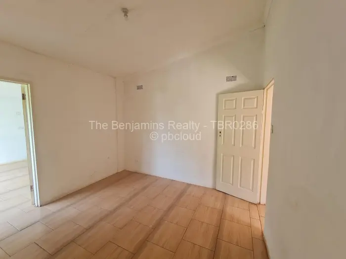 3 Bedroom Cottage/Garden Flat to Rent in Mount Pleasant