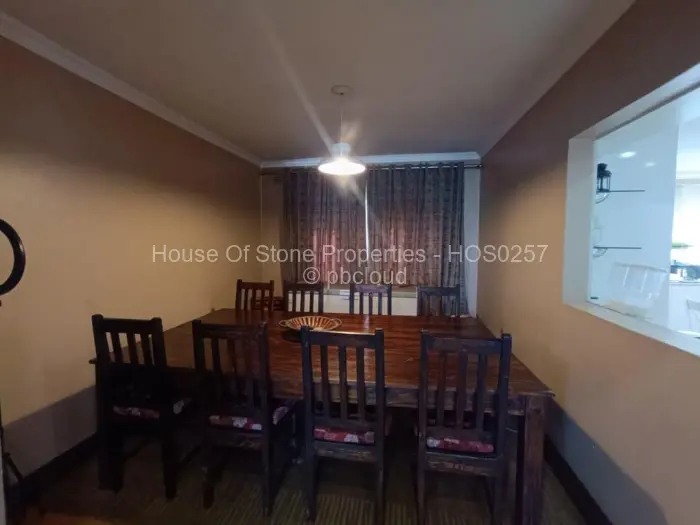 5 Bedroom House for Sale in Kambuzuma, Harare