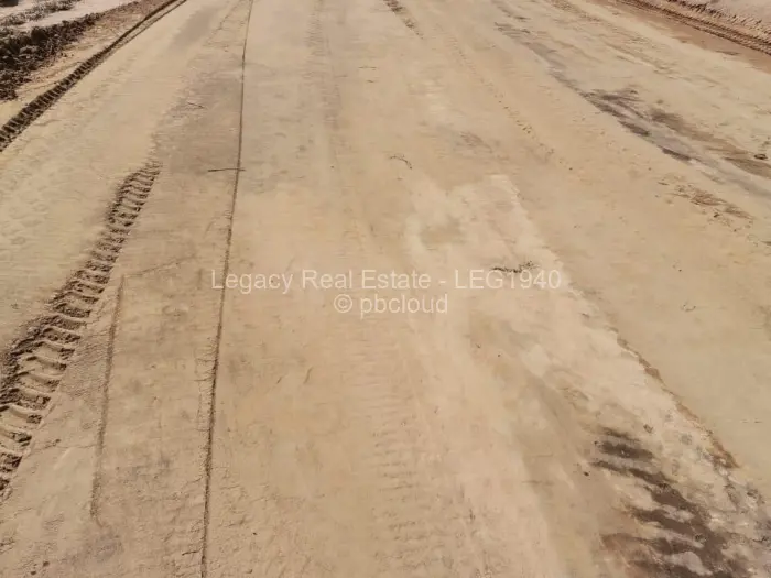 Commercial Stand for Sale in Lake Chivero, Lake Chivero