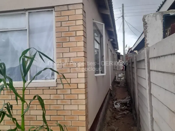 4 Bedroom House for Sale in St Marys, Chitungwiza