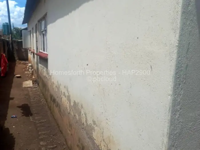 3 Bedroom House for Sale in Chitungwiza, Chitungwiza