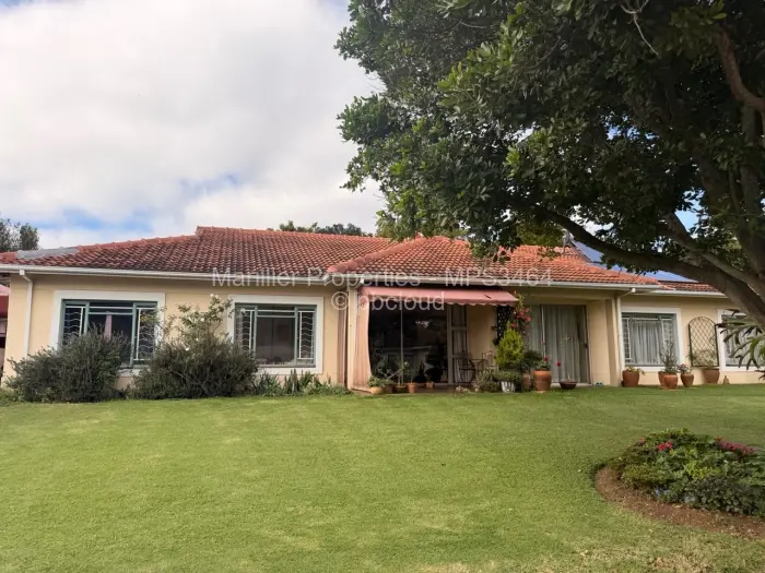 Townhouse/Cluster for Sale in Dandaro, Harare