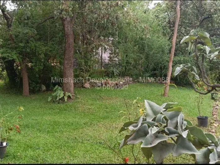 4 Bedroom House for Sale in Mazvikadei, Mazvikadei