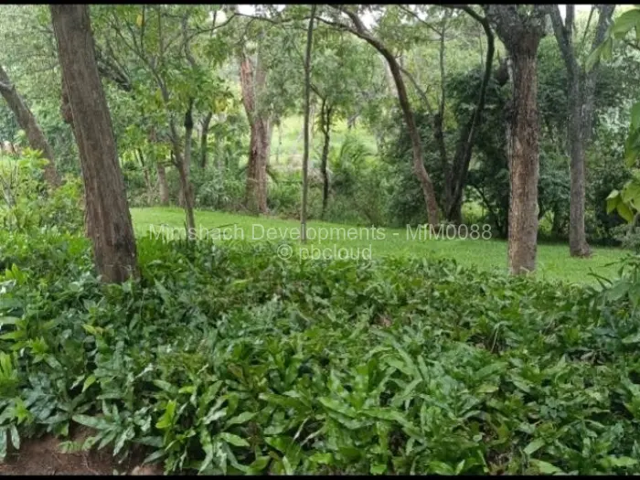 4 Bedroom House for Sale in Mazvikadei, Mazvikadei