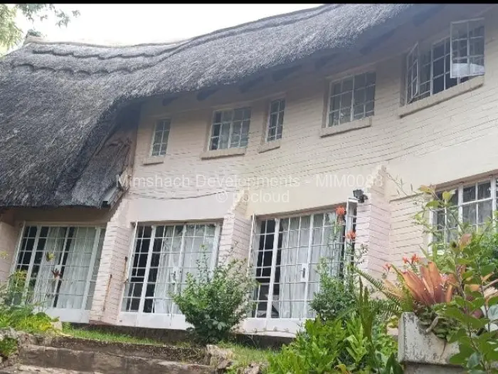 4 Bedroom House for Sale in Mazvikadei, Mazvikadei