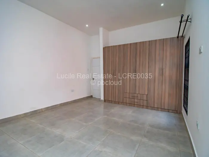 Flat/Apartment to Rent in Vainona