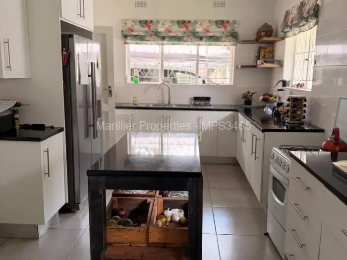 3 Bedroom House for Sale in Chisipite, Harare