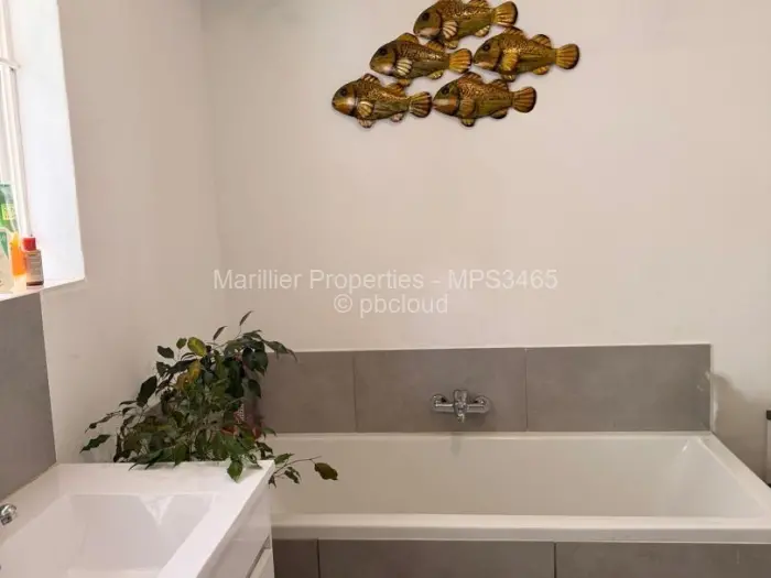 3 Bedroom House for Sale in Chisipite, Harare