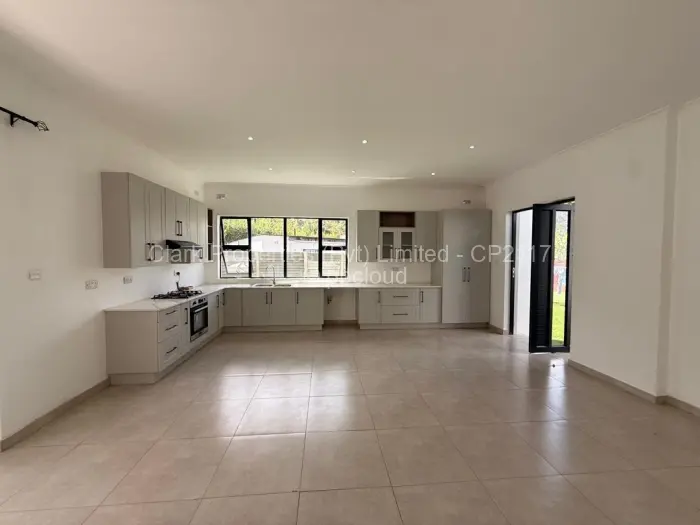 Townhouse/Cluster to Rent in Mount Pleasant