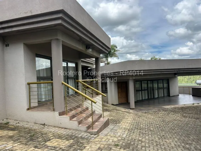 7 Bedroom House for Sale in Glen Lorne, Harare
