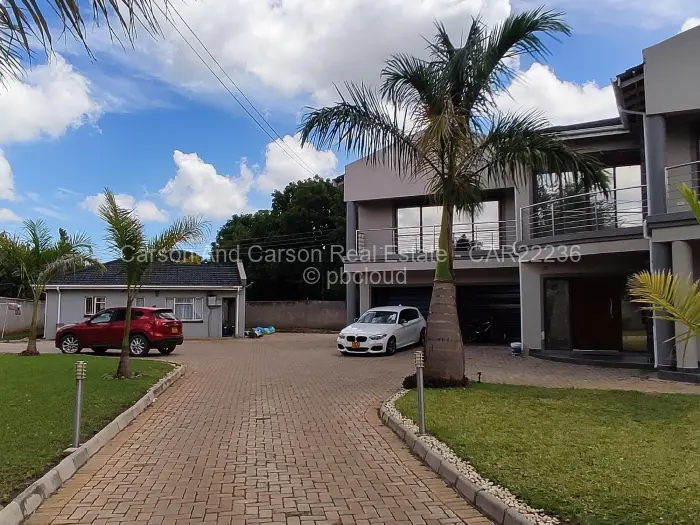 5 Bedroom House for Sale in Borrowdale West, Harare
