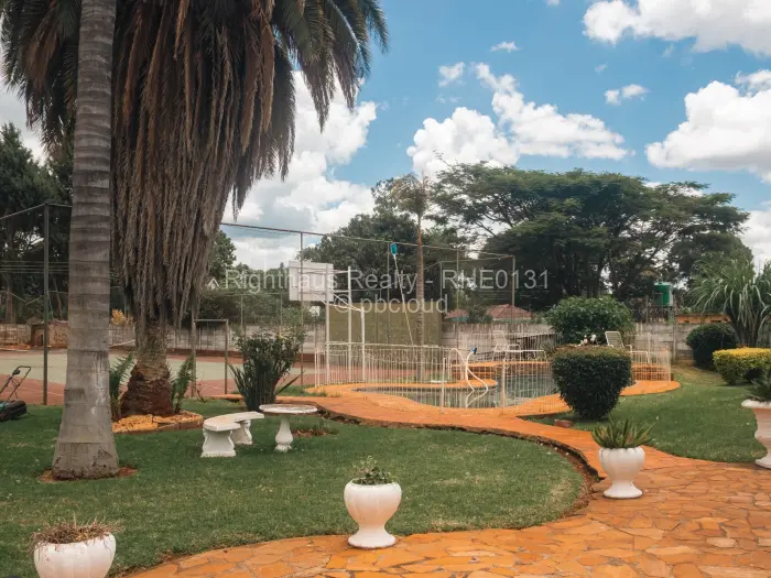 4 Bedroom House to Rent in Mount Pleasant