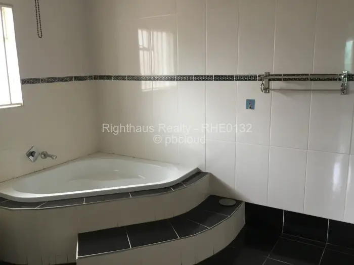 4 Bedroom House for Sale in Zimre Park, Harare