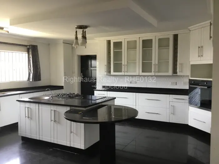 4 Bedroom House for Sale in Zimre Park, Harare