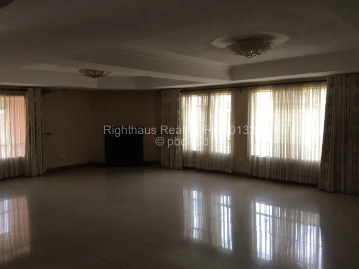 4 Bedroom House for Sale in Zimre Park, Harare