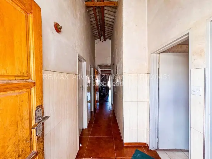 4 Bedroom House for Sale in Chitungwiza, Chitungwiza