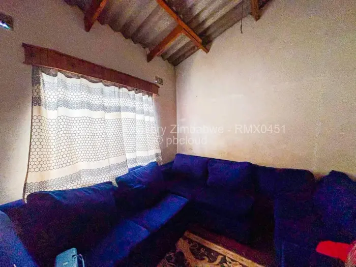 4 Bedroom House for Sale in Chitungwiza, Chitungwiza