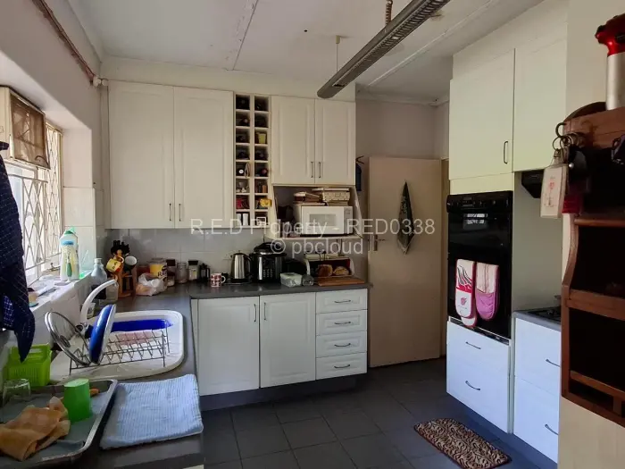 3 Bedroom House for Sale in Ilanda, Bulawayo