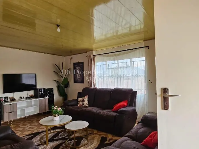 4 Bedroom House for Sale in Budiriro, Harare