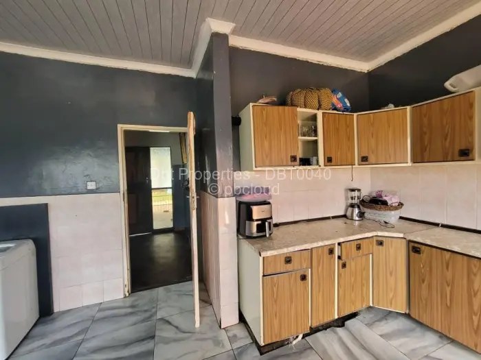 4 Bedroom House for Sale in Emerald Hill, Harare